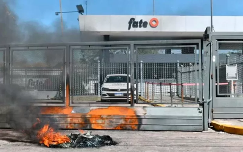 Salim cuestiona el modelo que sostuvo a Fate