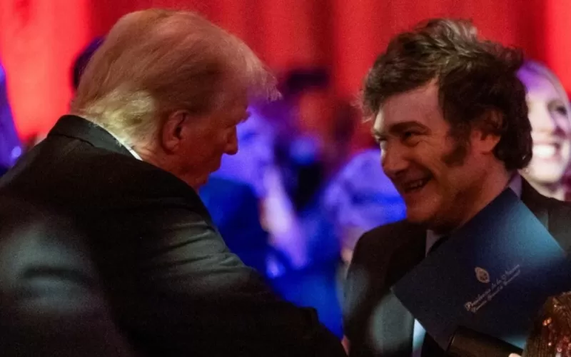 El embajador reveló el vínculo Trump–Milei