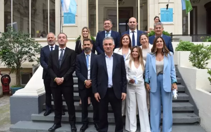 LLA repudi&oacute; a Kicillof por comparar la reforma laboral con la dictadura