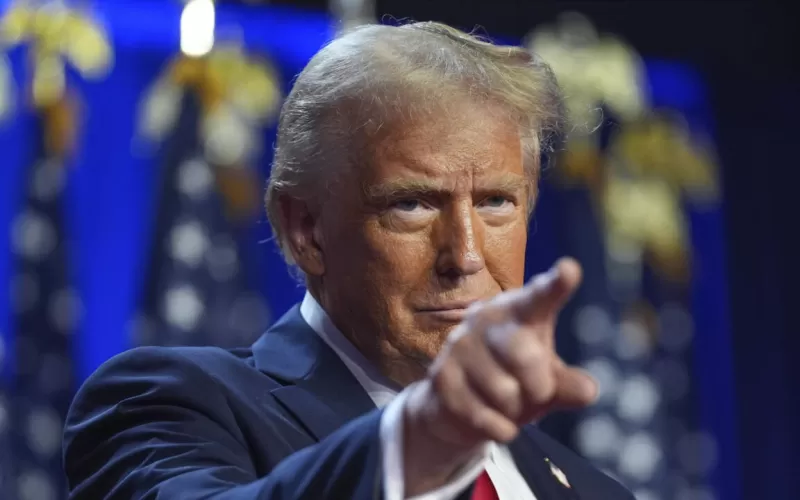 ¿Qué está pasando con la popularidad de Trump en su segundo mandato?
