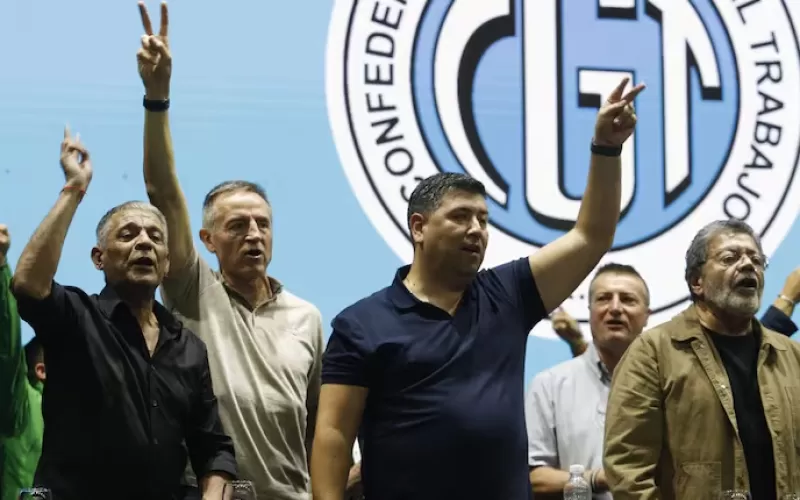 El paro de la CGT fren&oacute; la actividad econ&oacute;mica en febrero