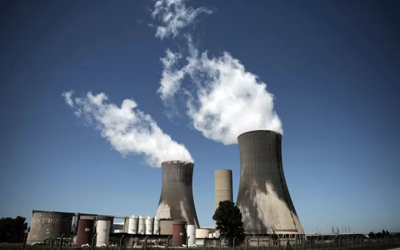 Francia refuerza su apuesta por la energ&iacute;a nuclear