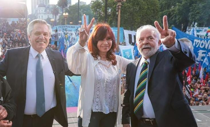 Cristina Kirchner y Alberto Fernández felicitan a Lula por la victoria en  Brasil - MMX